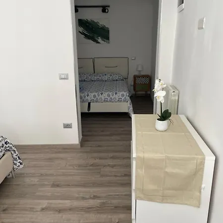 Civico 10 Apartment *