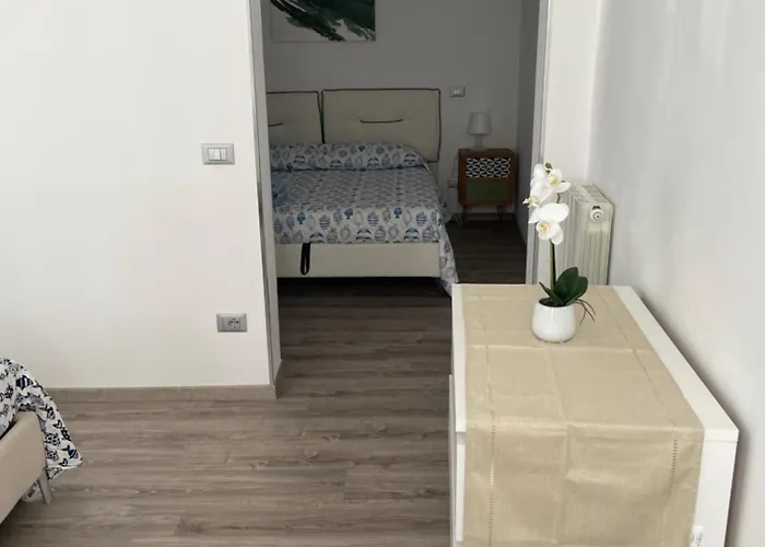 Civico 10 아파트 *