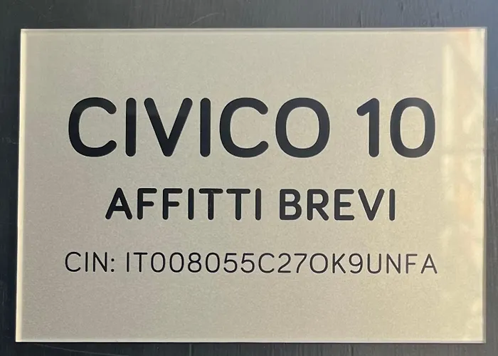 Civico 10 *